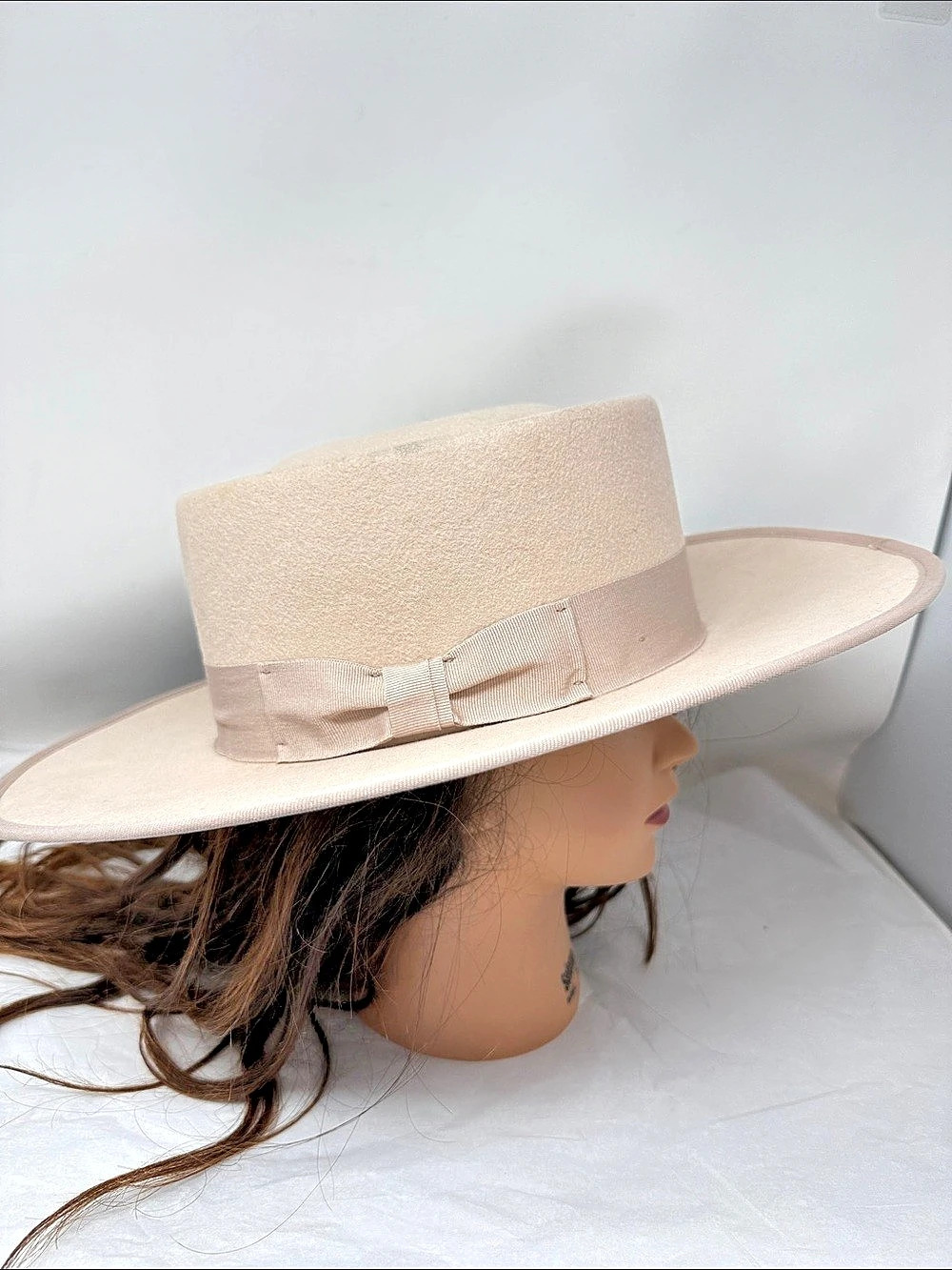 Olive & Pique 100% Wool Beige Wide Brim Structured Fedora Hat Western Boho